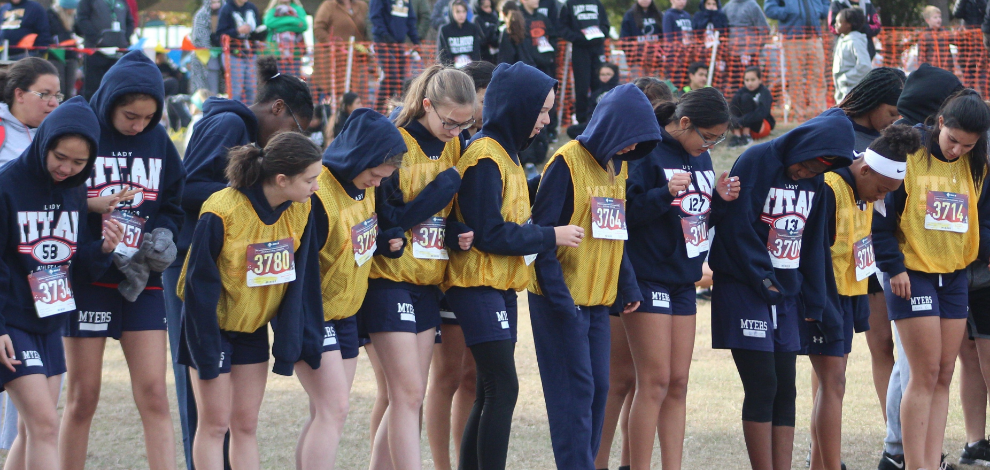 Lady Titan Cross Country