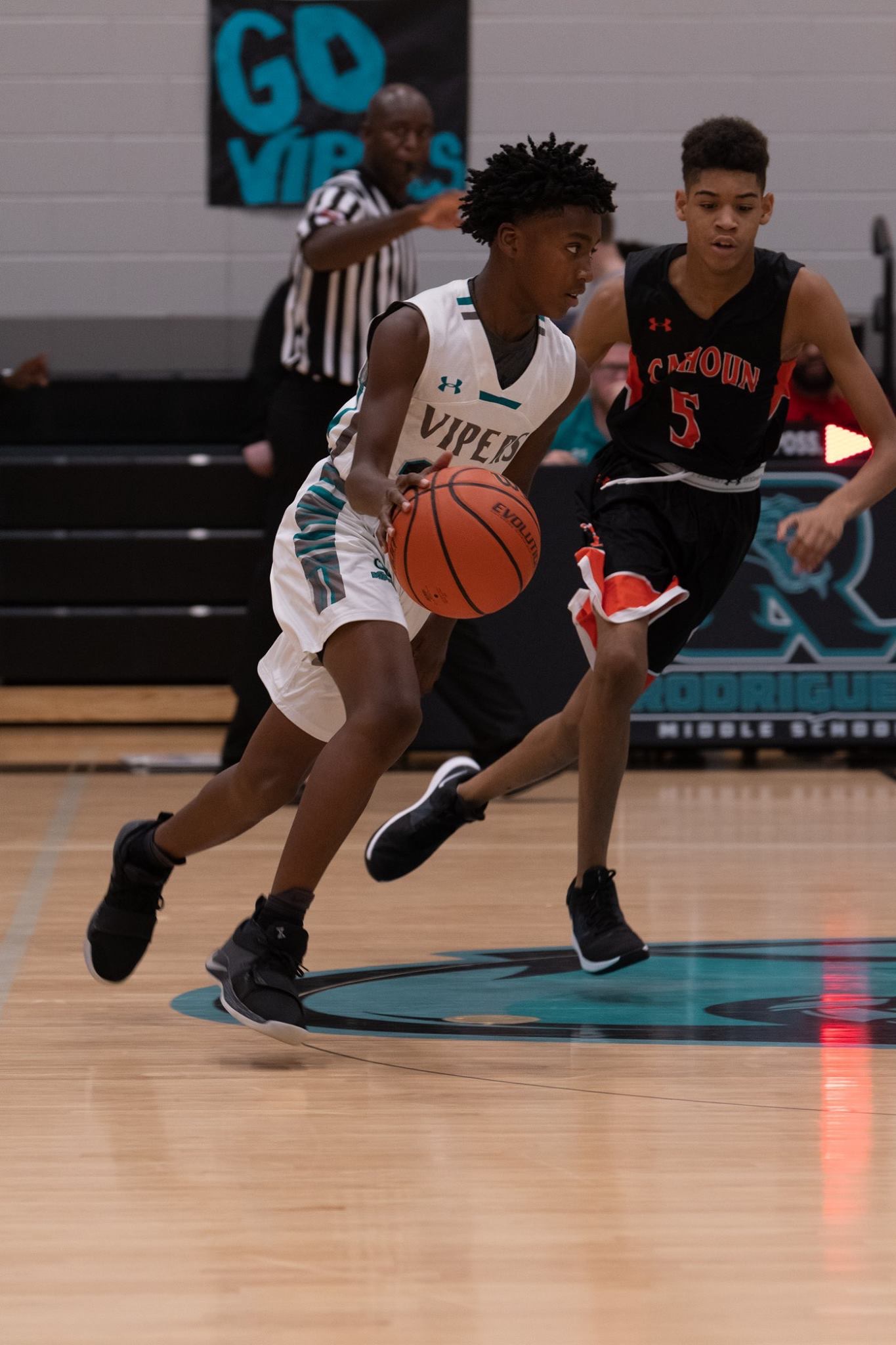 Viper Dylan Smith on the drive to the basket!
